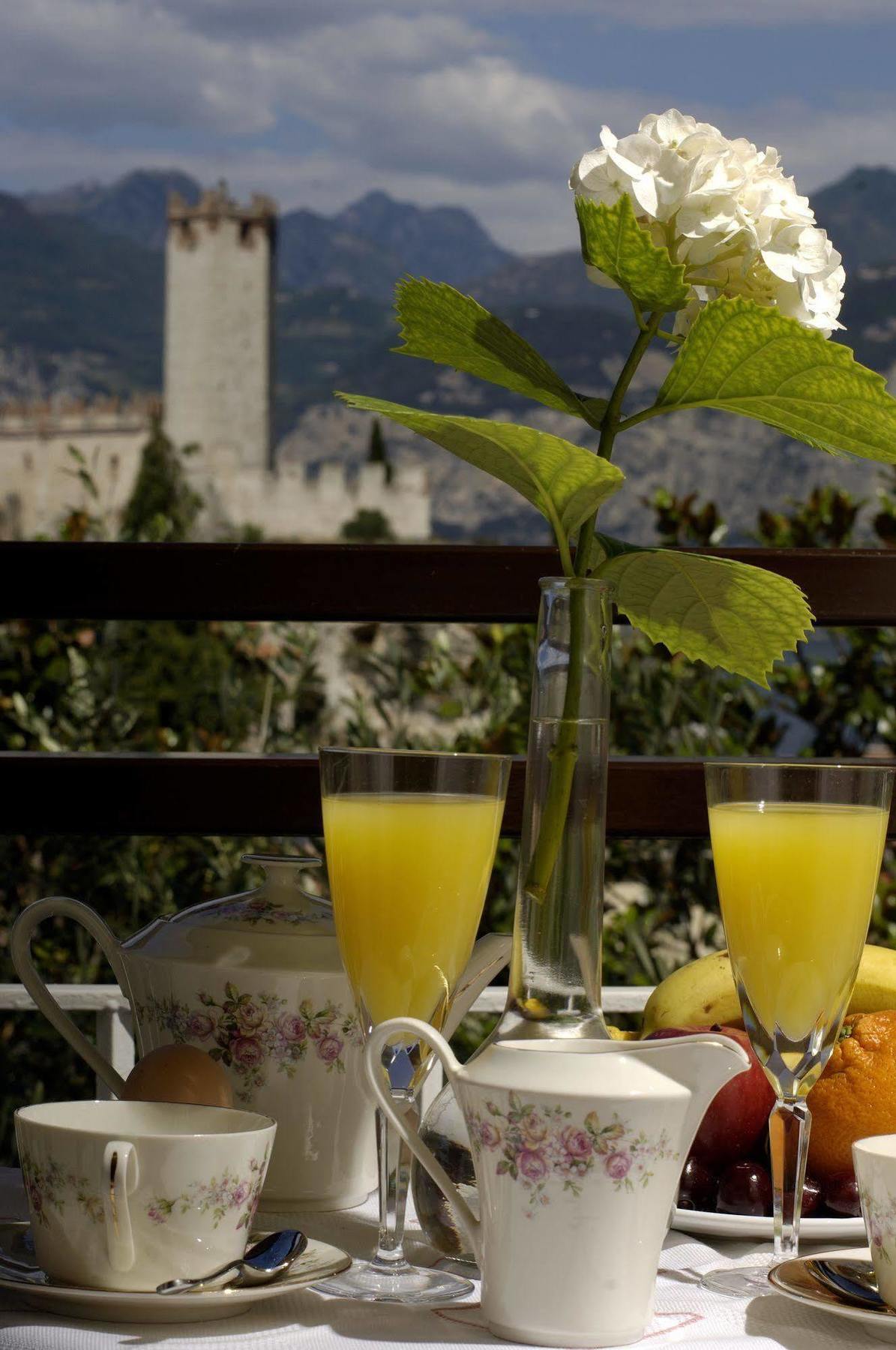 Eco Hotel Ariston Malcesine Exterior photo